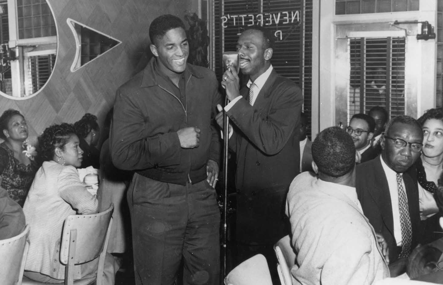 Allen Knight and Joe Black perform at Neverett’s Cafe around 1955. (The Valentine)
