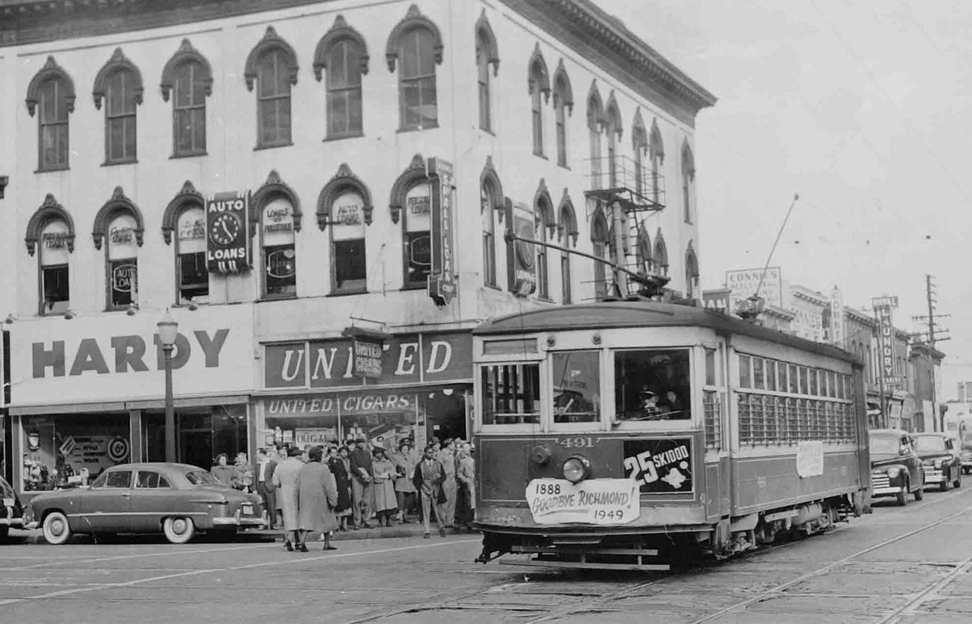 Richmond’s streetcars paraded downtown on Nov. 25, 1949, their last day in service.