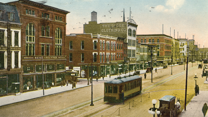 A postcard showing a streetcar in Richmond Virginia