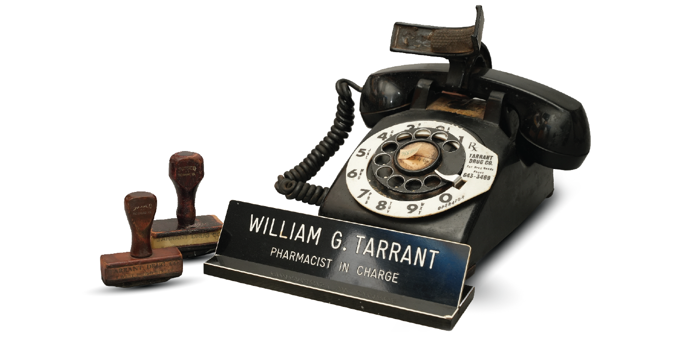 old rotary telephone